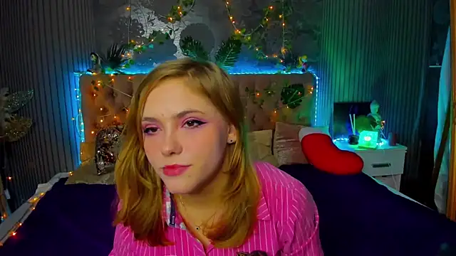 DellaRowe online show from January 2025 01:00:02 PM