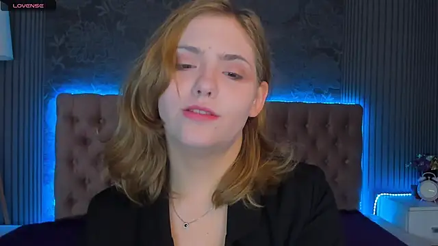 DellaRowe online show from November 2025 06:18:02 AM