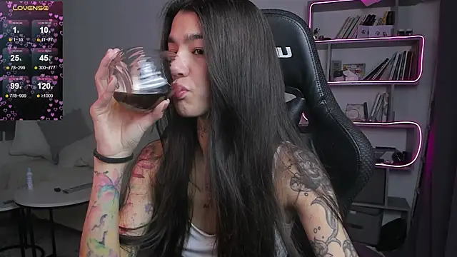 vinkitinkii online show from February 2025 08:06:02 AM