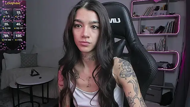 vinkitinkii online show from February 2025 07:09:02 AM