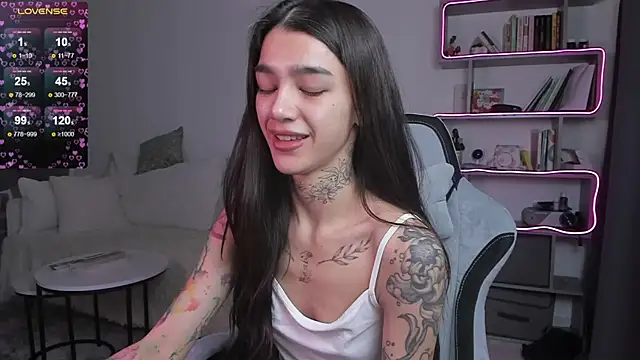 vinkitinkii online show from March 2025 06:14:02 AM