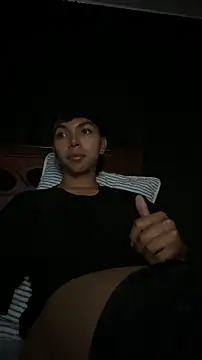 xhenisa  online show from February 2026 03:55:02 AM