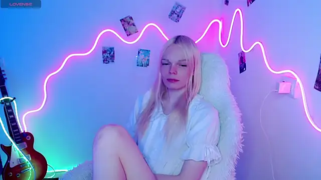 Emily Nyaffee online show from October 2025 11:29:01 AM