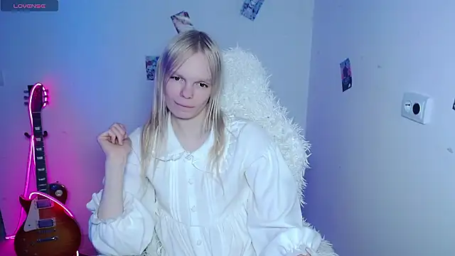 Emily Nyaffee online show from February 2026 04:15:02 PM