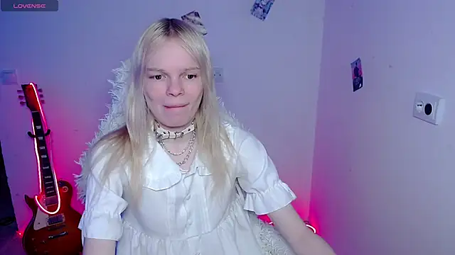 Snapshot of Emily_Nyaffee chatting on March 2026 10:45:02 AM Emily Nyaffee online show from March 2026 10:45:02 AM