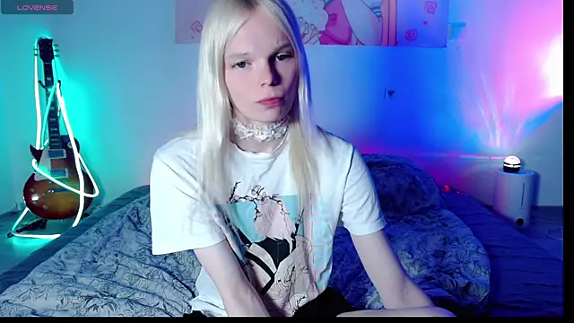 Snapshot of Emily_Nyaffee chatting on July 2026 08:40:02 AM Emily Nyaffee online show from July 2026 08:40:02 AM