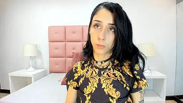 lhiamfit online show from January 2025 06:44:01 PM