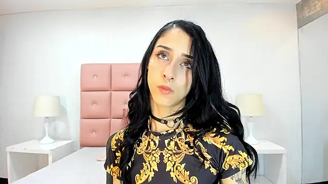 lhiamfit online show from January 2025 09:50:01 PM