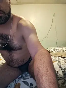 Renooo04 online show from April 2026 05:17:01 PM