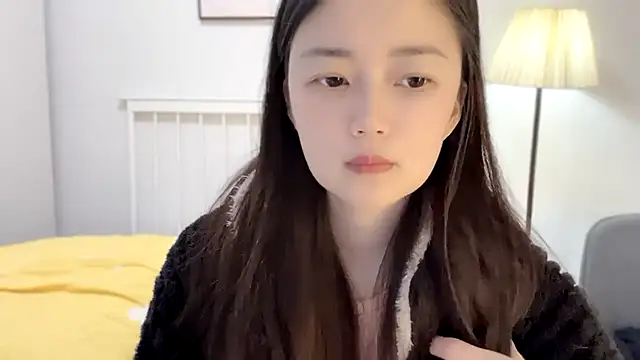 A-xena online show from February 2025 02:25:01 AM