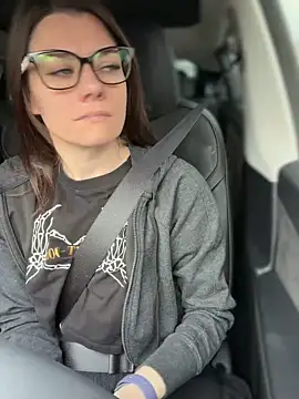 LadyLena1 online show from October 2025 06:08:01 PM