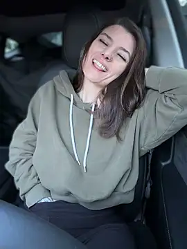 LadyLena1 online show from December 2025 04:14:01 PM