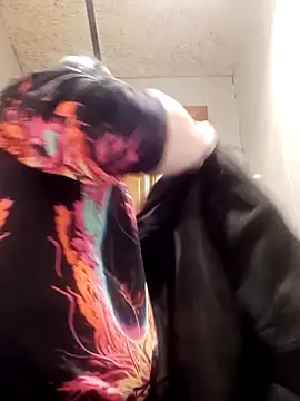 porkorossy online show from December 2024 05:29:01 PM