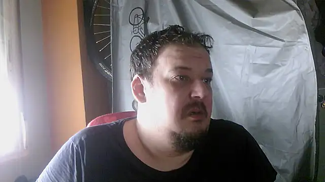 porkorossy online show from April 2026 07:22:01 AM