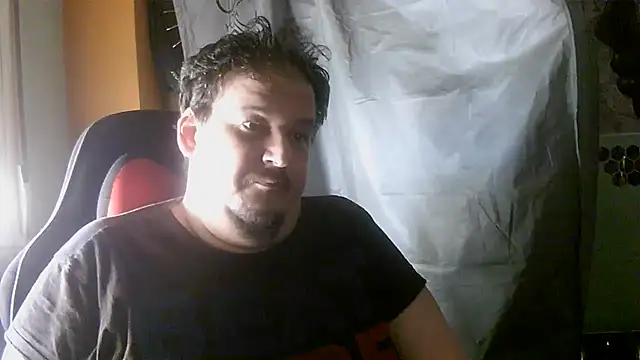 Snapshot of porkorossy chatting on June 2026 01:38:02 PM porkorossy online show from June 2026 01:38:02 PM