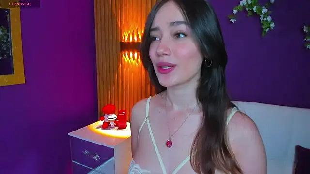 Snapshot of Kate_Amaretto_ chatting on December 2024 07:18:01 PM Kate Amaretto online show from December 2024 07:18:01 PM