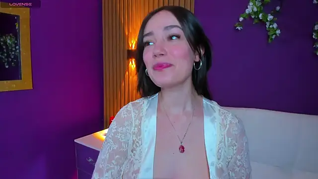 Snapshot of Kate_Amaretto_ chatting on December 2024 07:37:02 PM Kate Amaretto online show from December 2024 07:37:02 PM