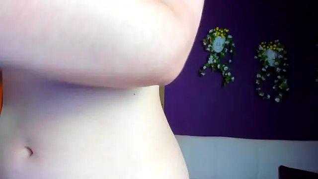 Snapshot of Kate_Amaretto_ chatting on February 2025 11:30:01 PM Kate Amaretto online show from February 2025 11:30:01 PM