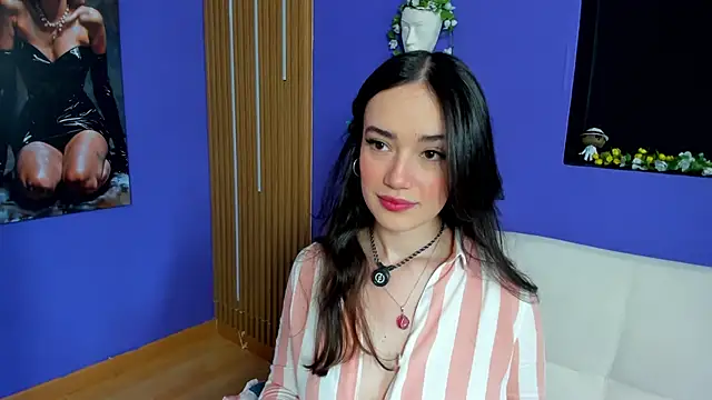 Snapshot of Kate_Amaretto_ chatting on October 2025 09:04:01 PM Kate Amaretto online show from October 2025 09:04:01 PM