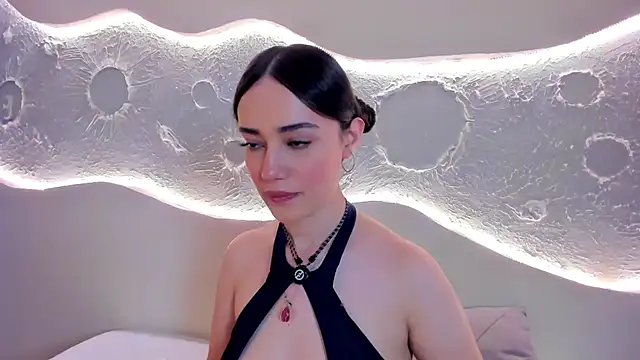 Kate Amaretto  online show from December 2025 09:42:01 PM