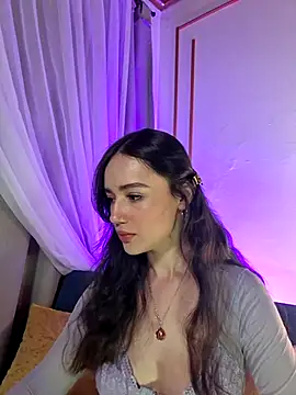 Kate Amaretto  online show from February 2026 09:07:01 PM