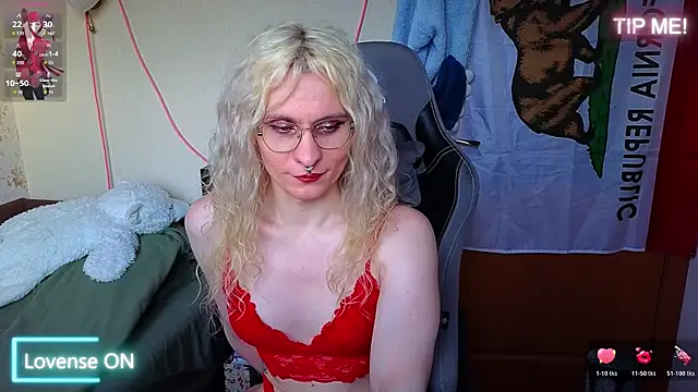 Lori Myaf online show from April 2026 03:45:01 PM