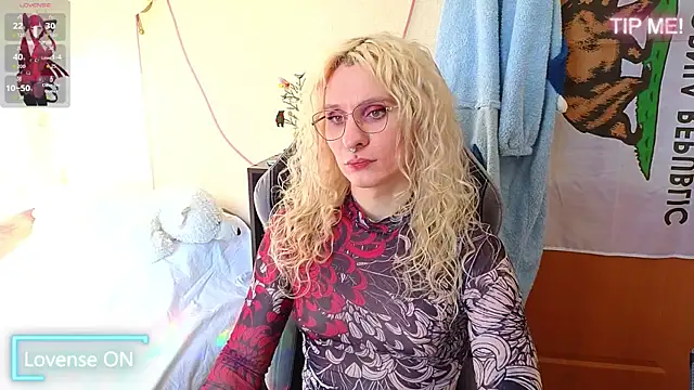 Lori Myaf online show from April 2026 02:40:01 PM