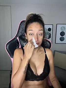 DianaHopson online show from February 2025 12:02:02 PM