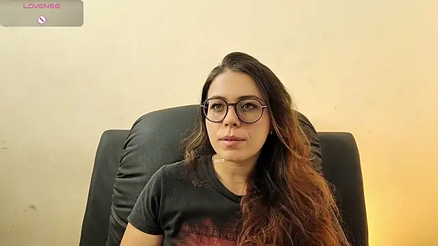 irinasweet27 online show from November 2025 03:54:01 PM