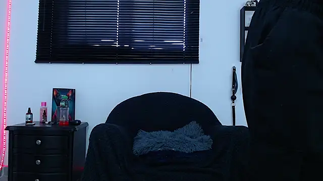 KinkyAllisonSub online show from February 2025 02:59:02 PM