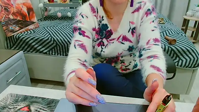 EveLove33 online show from April 2026 04:38:01 PM