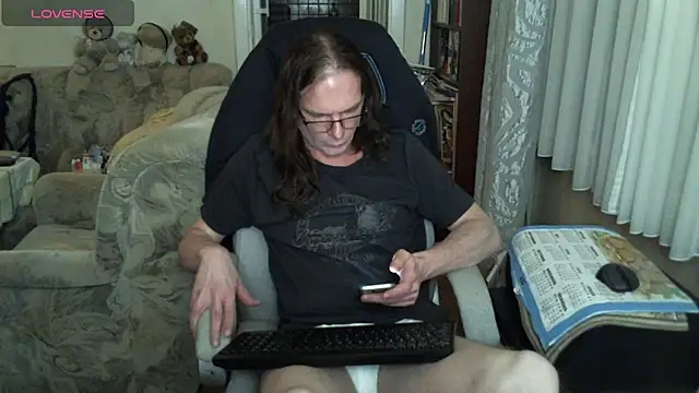 Snapshot of living_manors_2 chatting on January 2025 10:38:01 PM living manors 2 online show from January 2025 10:38:01 PM