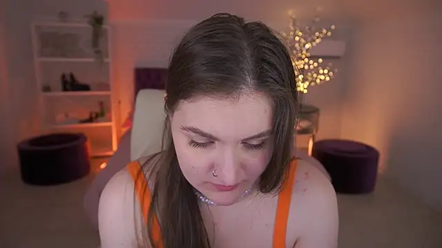 EmmyCharmm online show from June 2026 05:41:01 AM