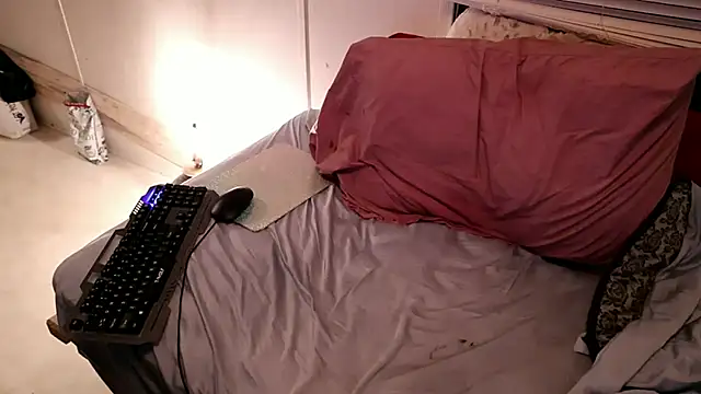 Snapshot of xxpixeyxx chatting on November 2025 03:28:01 AM xxpixeyxx online show from November 2025 03:28:01 AM