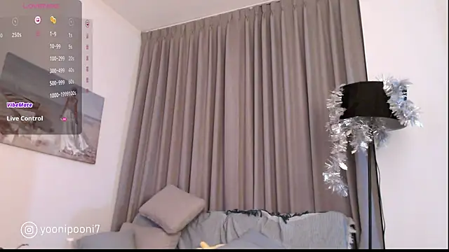 yoonipooni online show from December 2024 12:38:01 PM