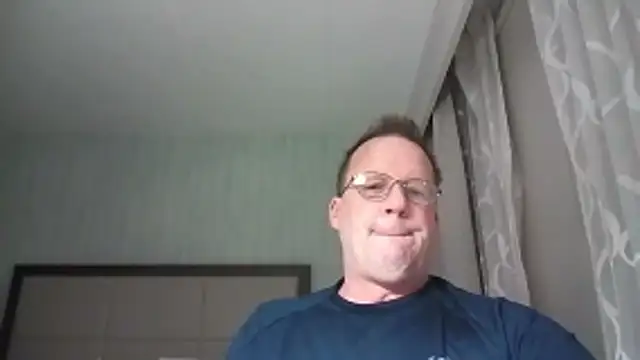 Cockrub1 online show from November 2025 10:48:02 AM