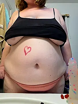 Snapshot of virgieblanca chatting on December 2025 03:48:01 AM virgieblanca online show from December 2025 03:48:01 AM