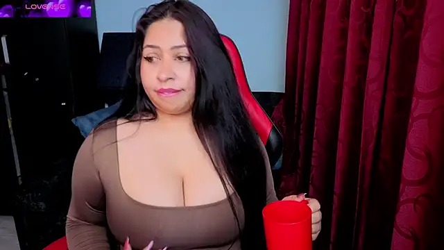 charlotee lovee69 online show from March 2026 12:12:01 AM