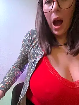 MommmyYummy online show from December 2024 10:46:02 AM