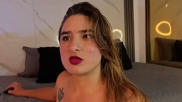 CandyQueenGold online show from March 2026 06:57:01 PM