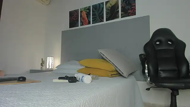  Molly rosse  online show from February 2026 12:24:01 PM