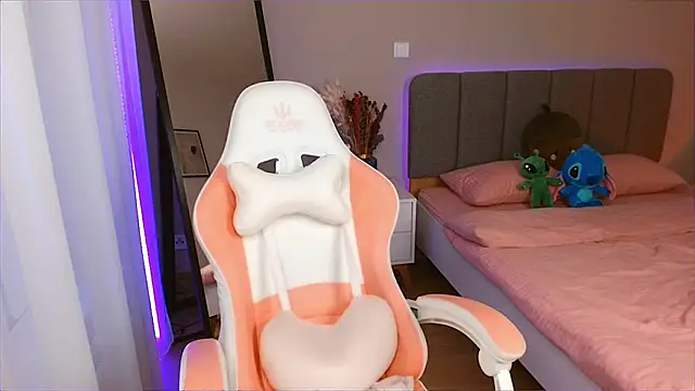 Mrs Tory online show from February 2025 06:33:01 AM