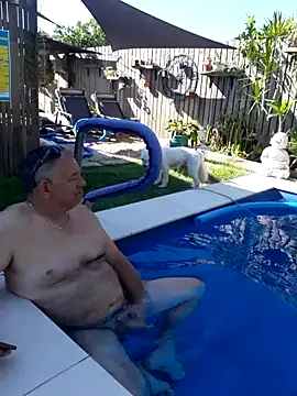Cock-a-saurus68 online show from November 2025 05:32:02 AM