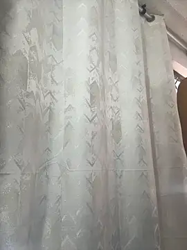 Alahia Rodriguez online show from November 2025 08:01:01 PM