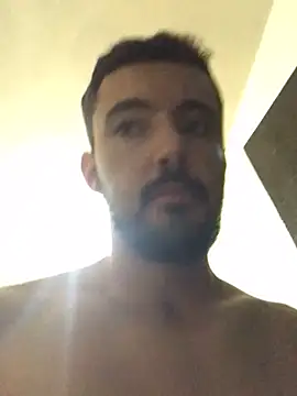 Snapshot of Henrique333Ramalho chatting on October 2025 09:14:01 PM Henrique333Ramalho online show from October 2025 09:14:01 PM