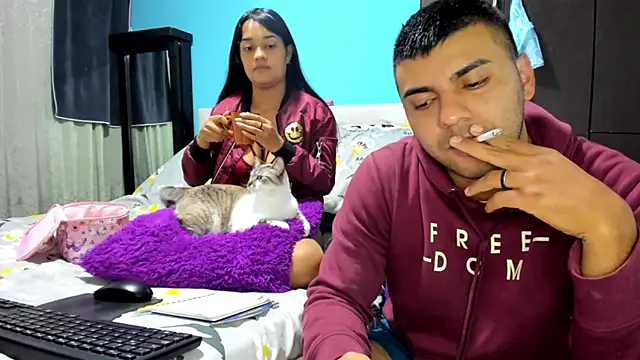 Snapshot of 2ScarletandRyan8 chatting on November 2025 09:59:02 AM 2ScarletandRyan8 online show from November 2025 09:59:02 AM