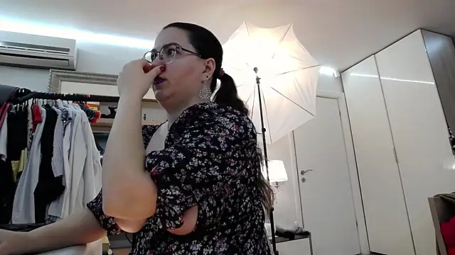 ILoveToFeelU online show from March 2025 11:11:01 PM