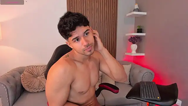 liam collins21 online show from March 2025 11:42:02 AM