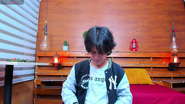 Snapshot of alex_477 chatting on January 2025 11:32:02 AM alex 477 online show from January 2025 11:32:02 AM