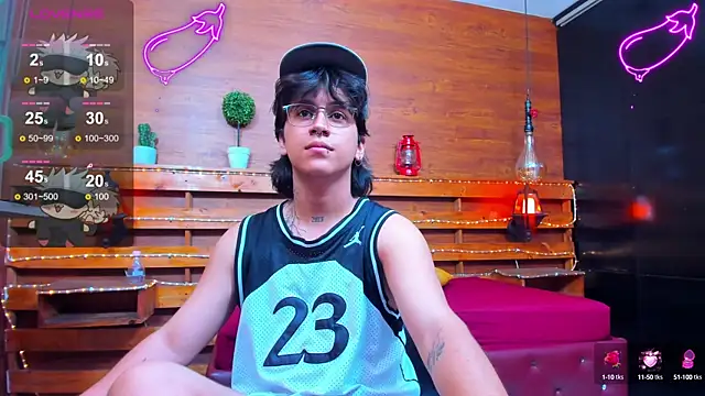 Snapshot of alex_477 chatting on February 2025 02:37:01 PM alex 477 online show from February 2025 02:37:01 PM